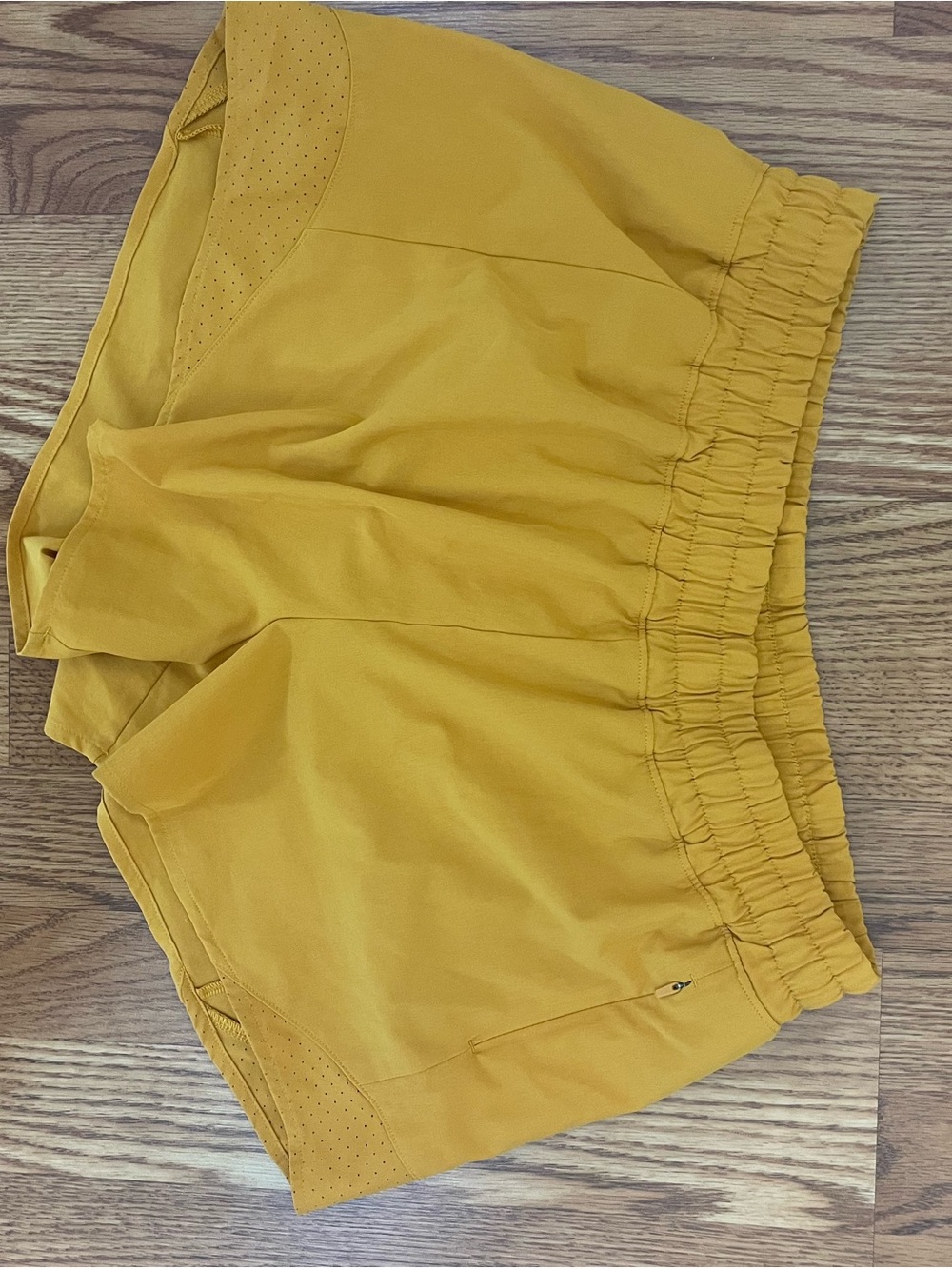 CALIA by Carrie Underwood Women's Mustard Yellow Elastic Waist Athletic Shorts